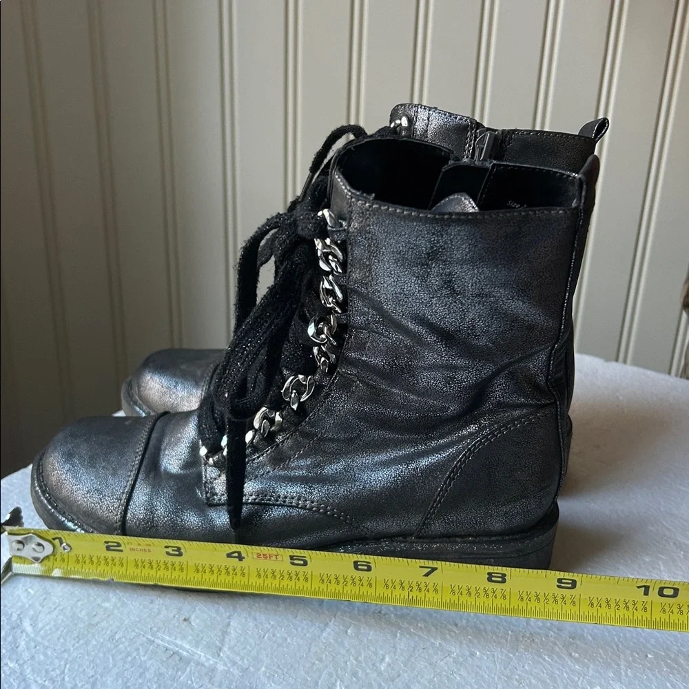 Dolce Vita kids metallic combat boots zipUp sides lace up chain links size 2